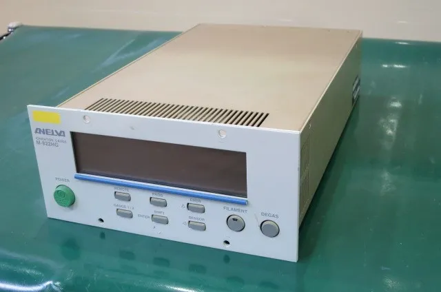아넬바 M-822HG 진공 게이지