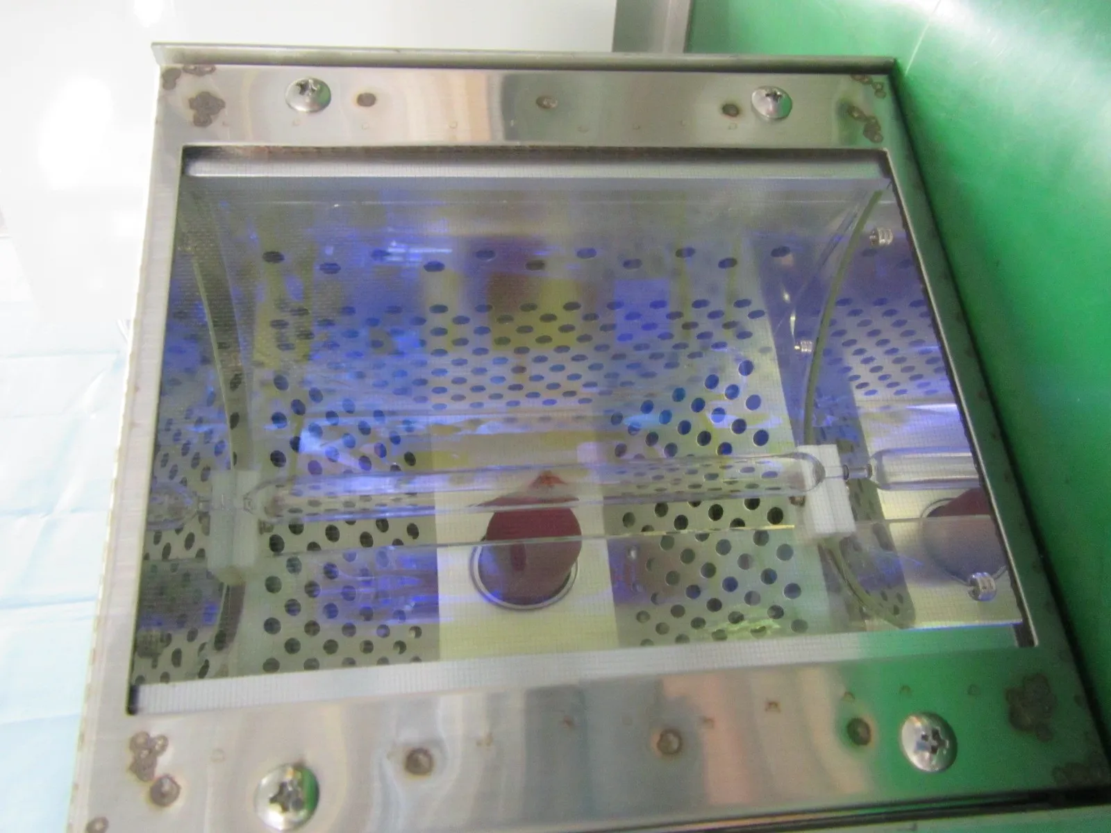 Tokyo Photon TFL UV irradiation device Detail Image - ASKINDEX Korea