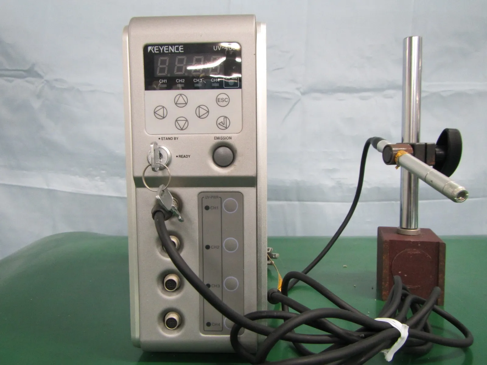 Keyence UV-400 UV lamp (ultraviolet irradiation) Detail Image - ASKINDEX Korea