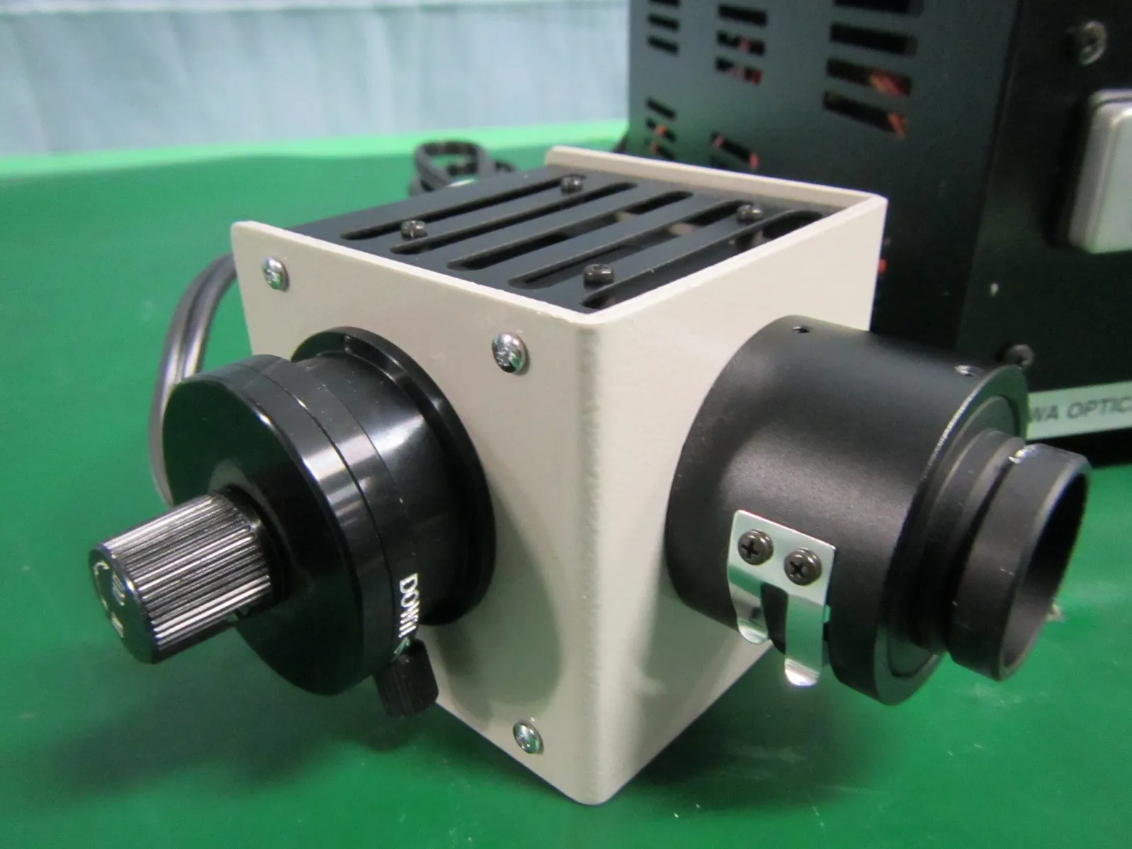 Kyowa Optical Industry  Halogen lighting Detail Image - ASKINDEX Korea