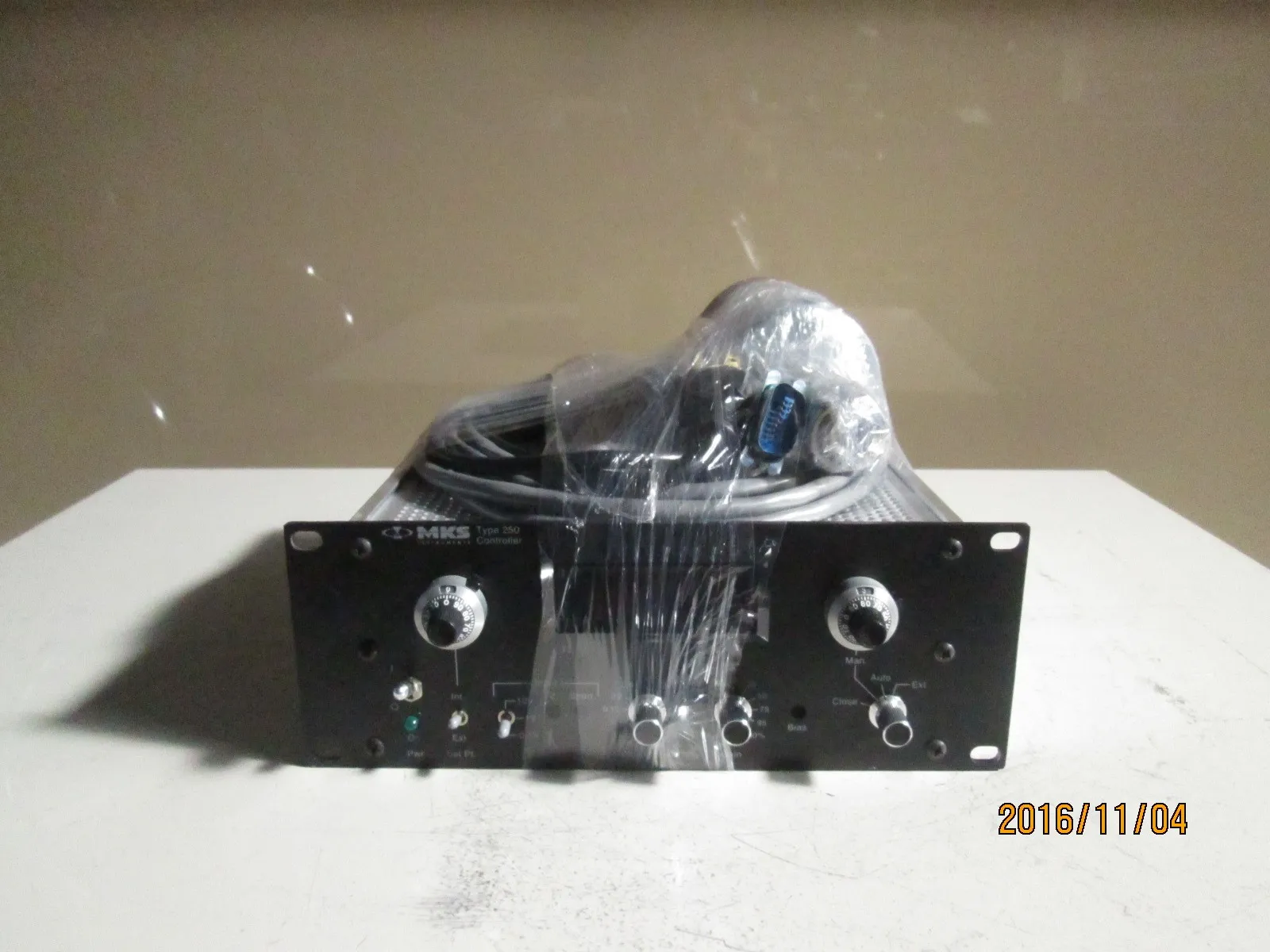 일본어 MKS 250E-1-D 가스 압력 컨트롤러 NG