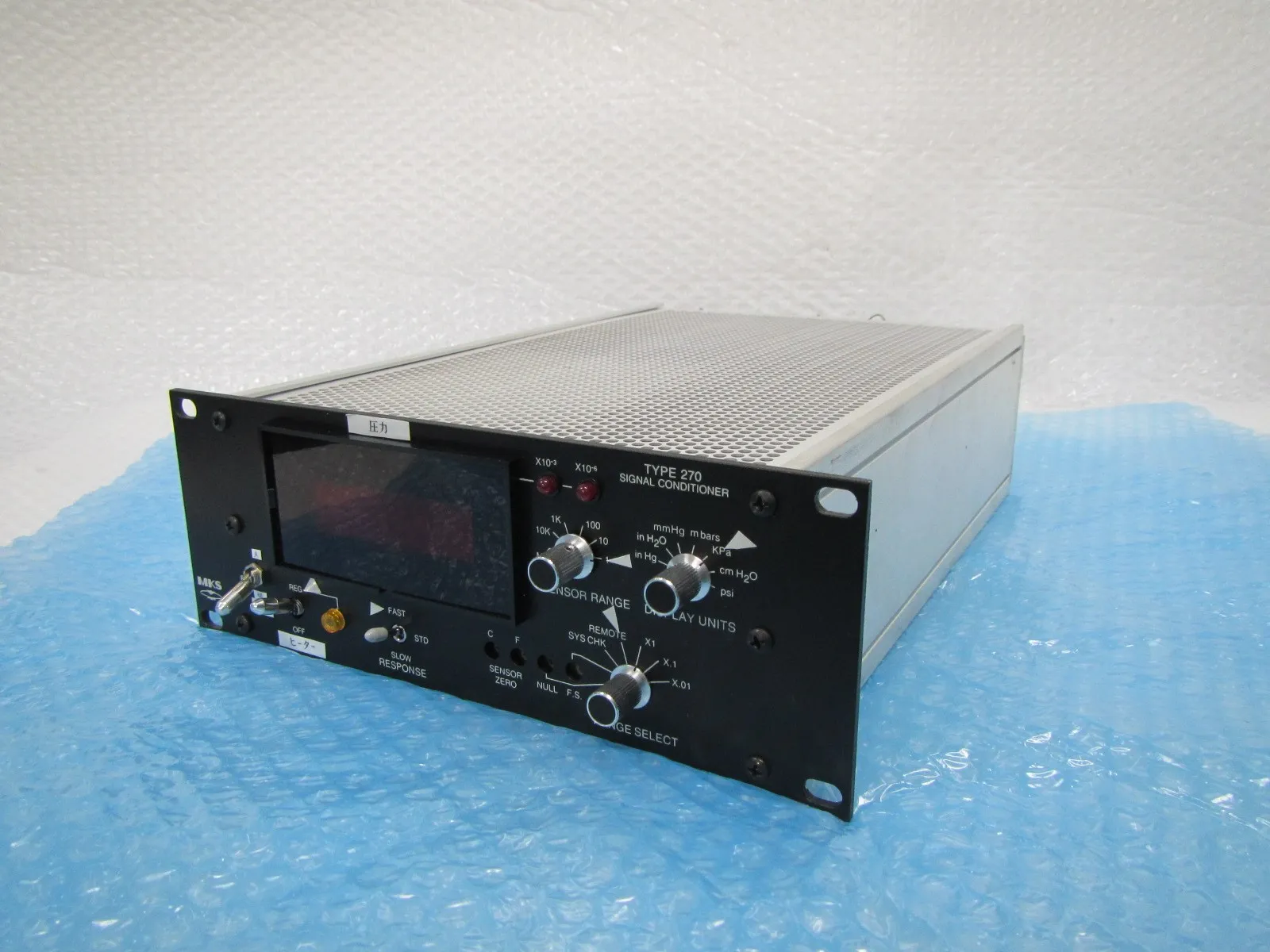 MKS 270C-4 압력 컨트롤러