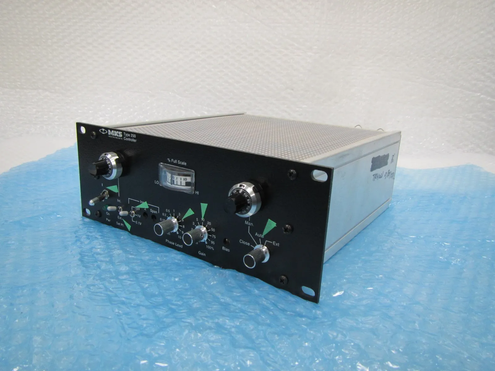 MKS 250E-1-A 압력 가스 컨트롤러