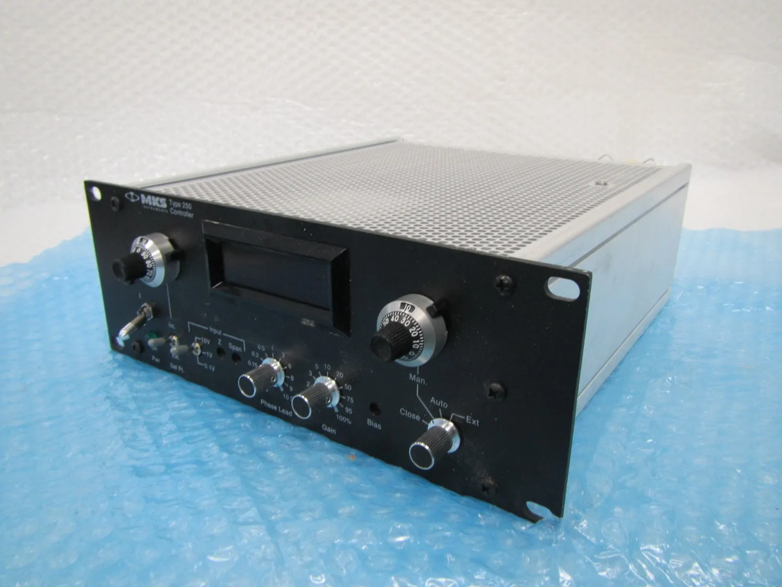 MKS 250E-1-D-PLO 밸브용 컨트롤러