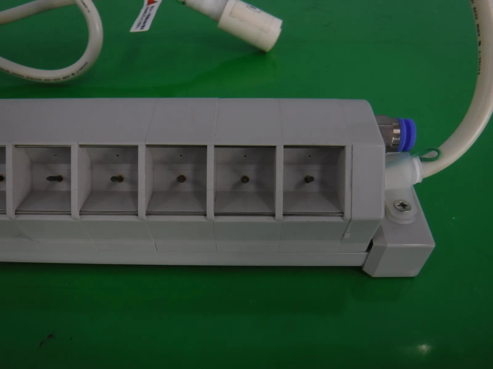 Hugle MODEL-410N1 Ionizer (bar/discharge part) Detail Image - ASKINDEX Korea