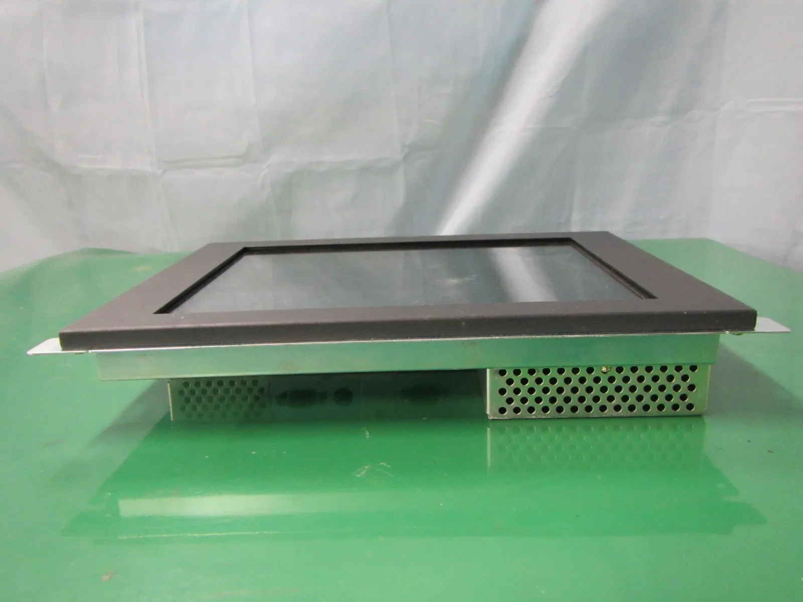 Mitsubishi TSD-T124-M-L LCD color monitor Detail Image - ASKINDEX Korea
