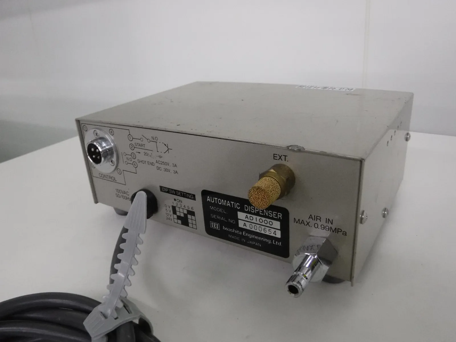 Iwashita Engineering AD1000 dispenser Detail Image - ASKINDEX Korea