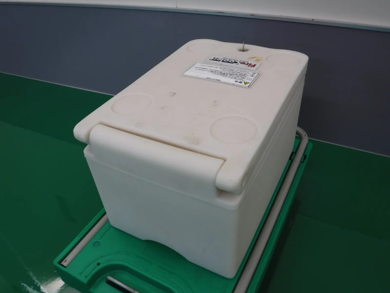 IBM FC1100 미디어 프로텍터(Fire Cooler) 상세 이미지 - ASKINDEX 코리아