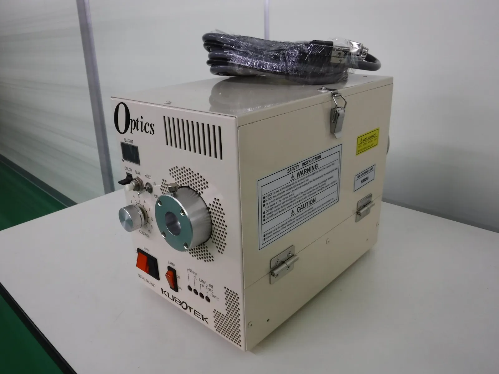 쿠보텍 MLDS250/KB 메탈 할라이드 광원(250W)