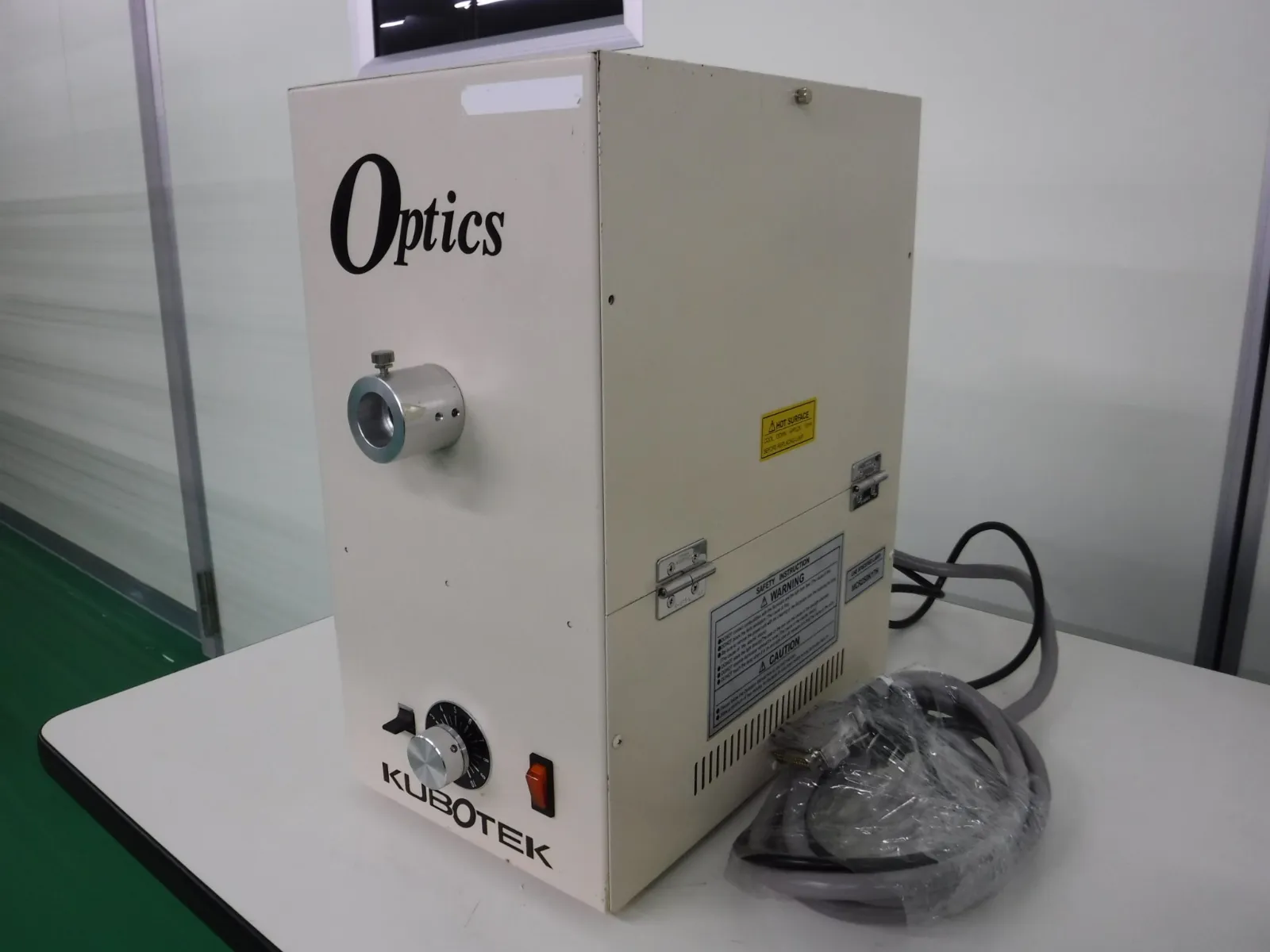 쿠보텍 MLDS250/KB 메탈 할라이드 광원(250W)