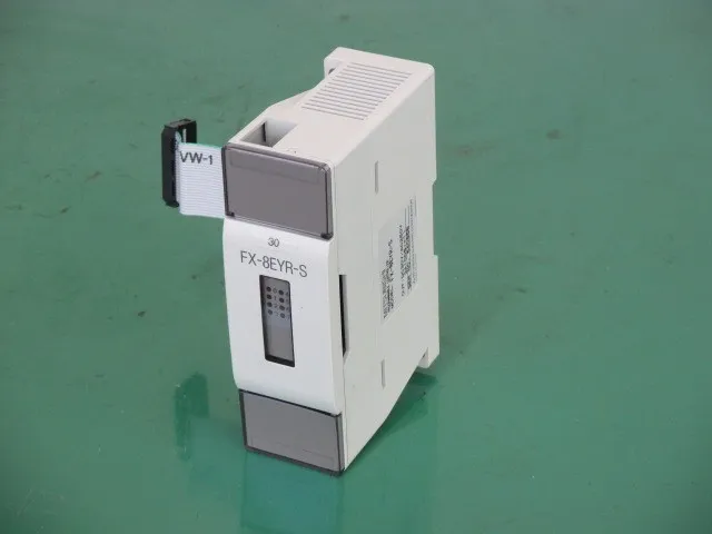 미쓰비시 FX-8EYR-S 시퀀서(PLC)