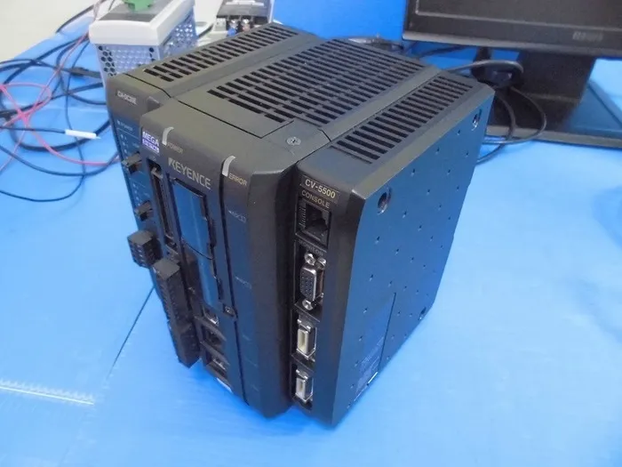Keyence CV-5500 디지털 이미지 프로세싱 센서/컨트롤러