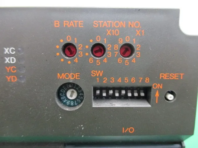 미쓰비시 AJ65BT-R2 시퀀서 (PLC) CClinkCC-Link 아날로그-디지털 변환 유닛 상세 이미지 - ASKINDEX 코리아