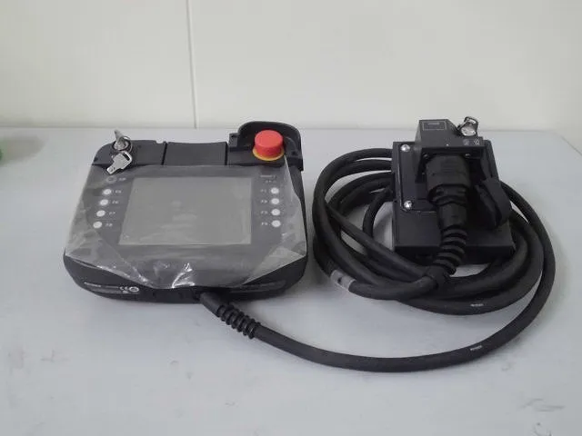 Keyence VT3-Q5HG 터치 패널