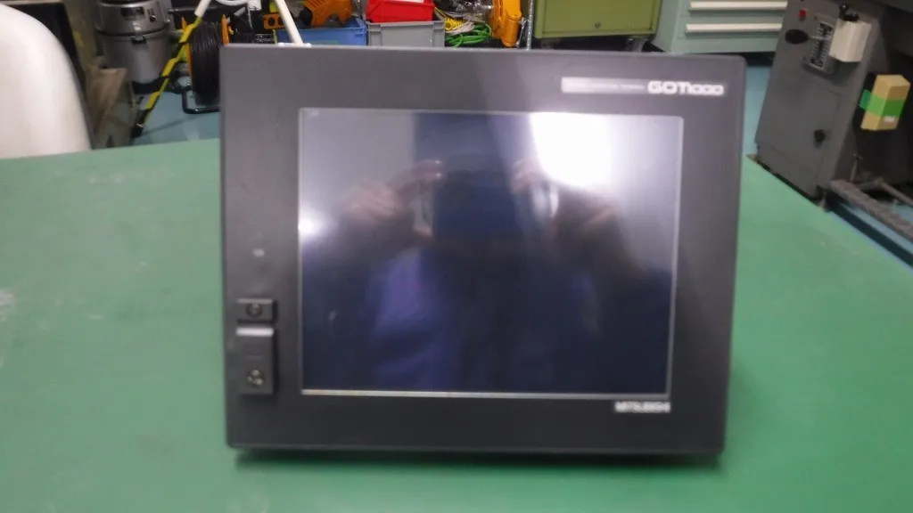 미쓰비시 전기 GT1562-VNBD 터치 패널