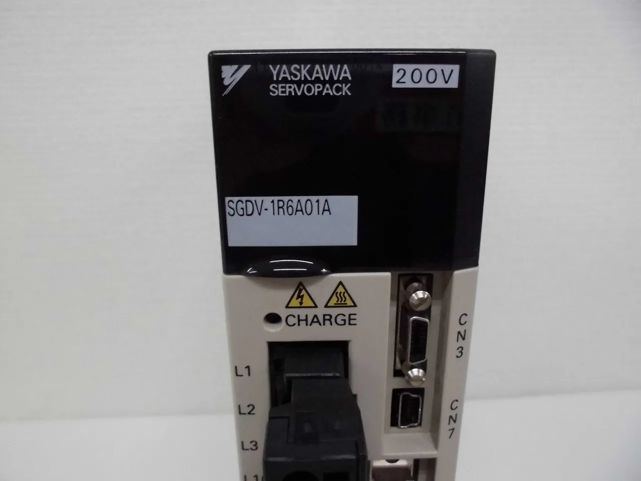 야스카와 전기 SGDV-1R6A01A 서보 앰프 (서보 팩) 상세 이미지 - ASKINDEX 코리아