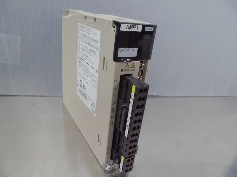 야스카와 전기 SGDV-R70F01A 서보 앰프 (서보 팩)