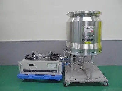 오사카 진공 TG2810VW/TC3200 터보 분자 펌프 세트