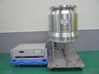 오사카 진공 TG2810VW/TC3200 터보 분자 펌프 세트