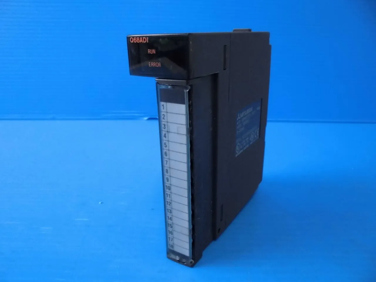 미쓰비시 전기 Q68ADI 시퀀서(PLC)