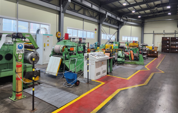 Wuxi Longar Machinery ( China ) Exit Loop Heavy Gauge Slitter No3 Slitter