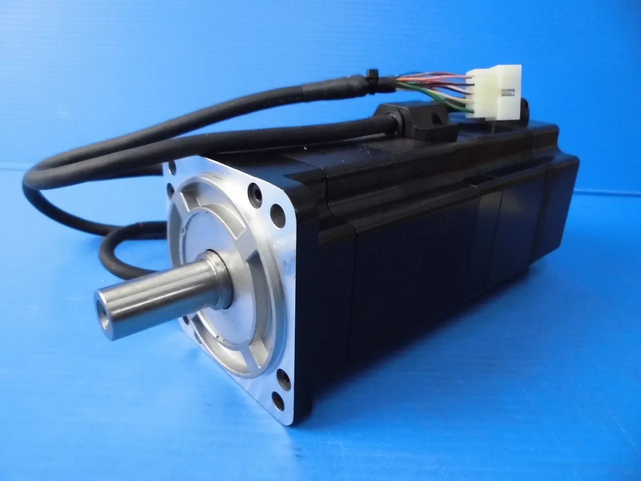 Sanyo Denki P30B08075DBV11 AC servo motor Detail Image - ASKINDEX Korea