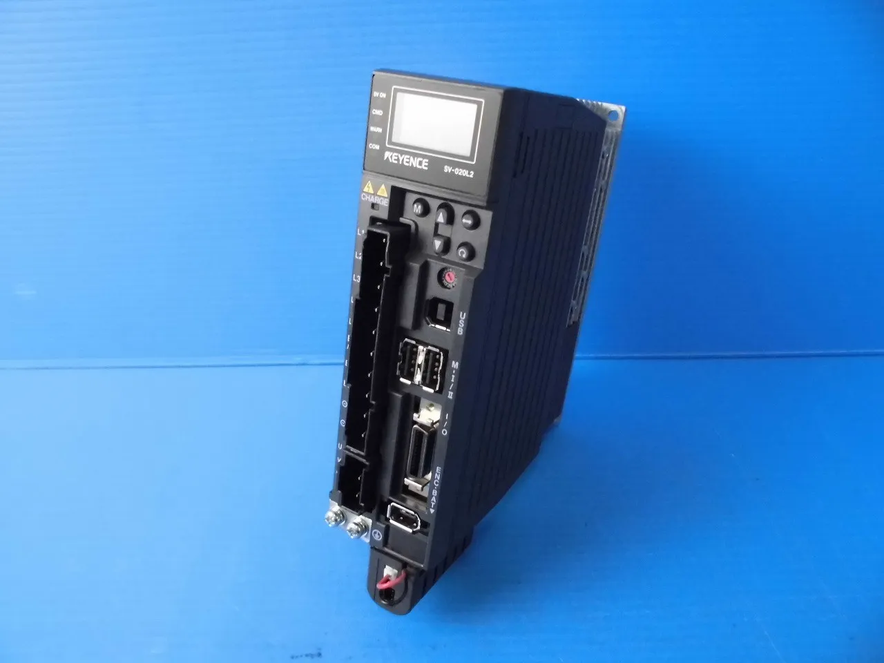 Keyence SV-020L2 AC 서보
