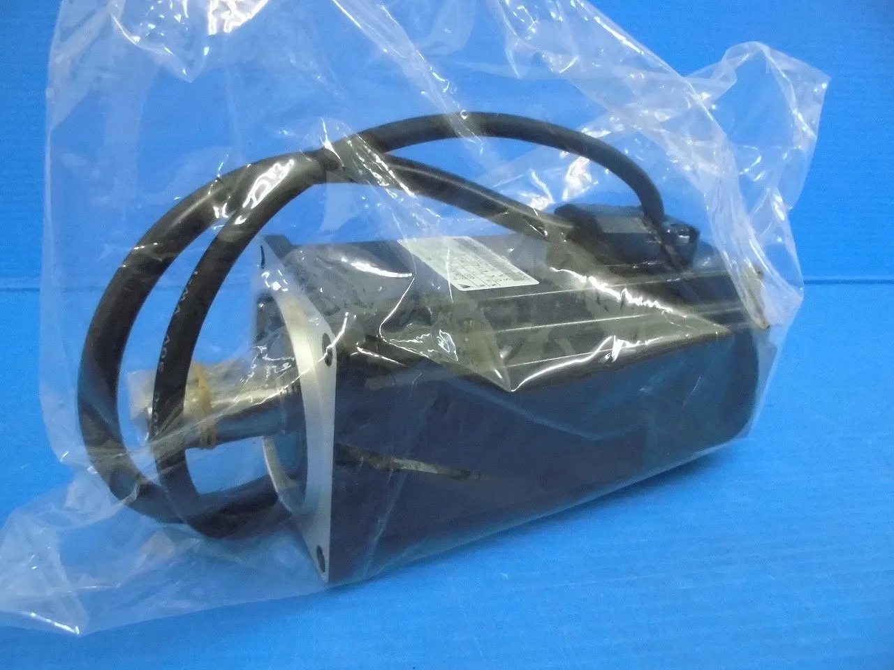 야스카와 전기 SGMAH-04AAA41 AC 서보 모터(미사용품)