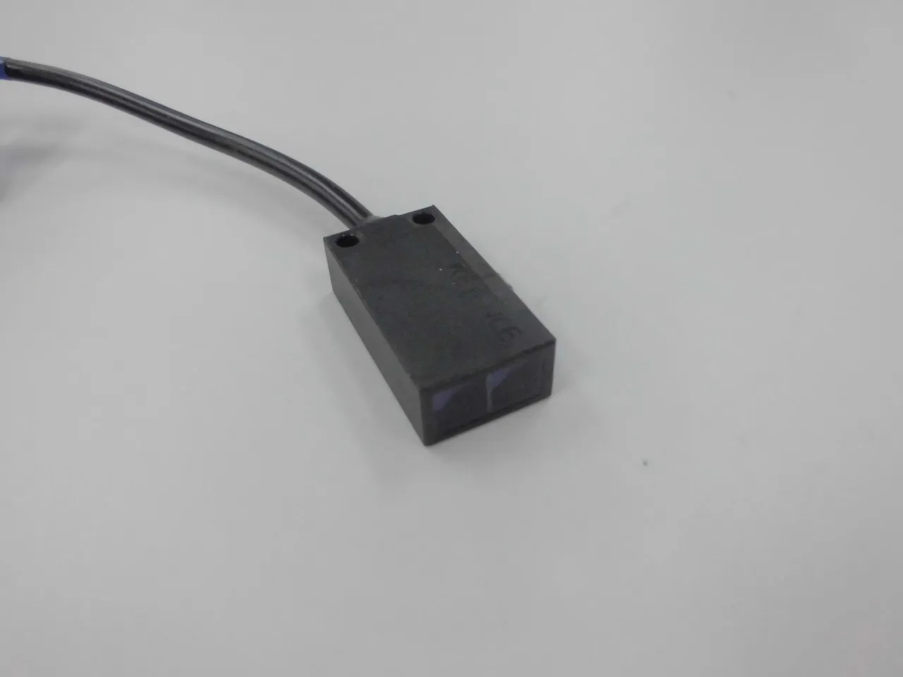 Keyence PZ-41 광원 센서 (앰프 내장) 상세 이미지 - ASKINDEX 코리아