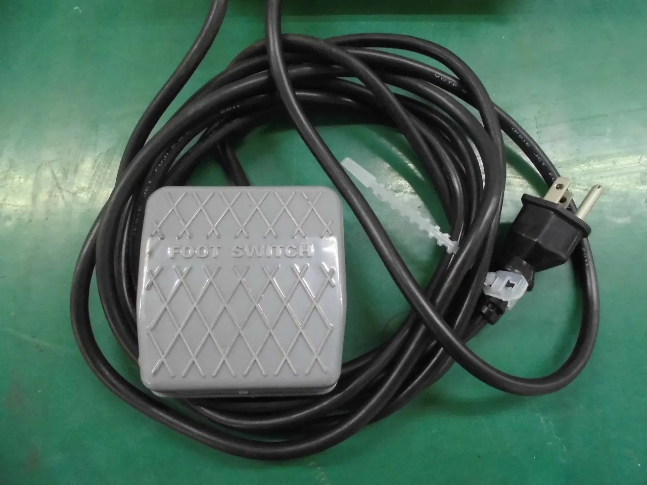 ThreeBond Mini-Coater CIV dispenser Detail Image - ASKINDEX Korea