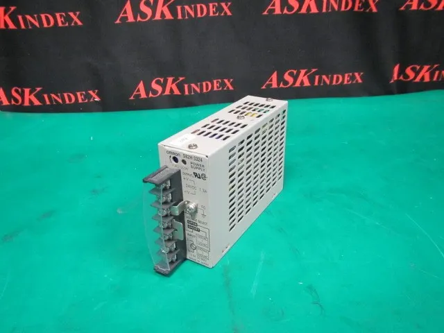 오므론 S82H-3324 DC 전원 공급 장치