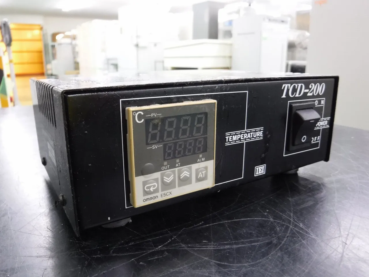 이와시타 엔지니어링 TCD-200 온도 컨트롤러