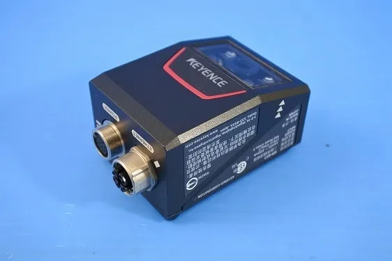 Keyence SR-651 Ethernet 대응 소형 2차원 코드 리더 중거리 타입