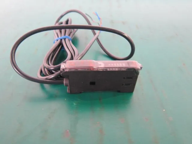 Omron E3X-NA11 Photoelectric sensor Detail Image - ASKINDEX Korea