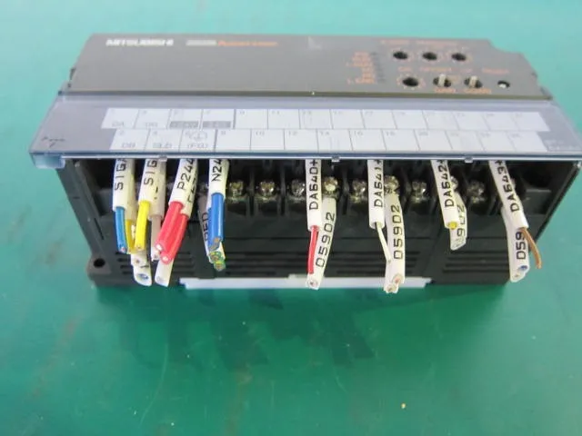 미쓰비시 전기 AJ65BT-64DAV 시퀀서 (PLC) (A / D 전압 변환 유닛) 상세 이미지 - ASKINDEX 코리아