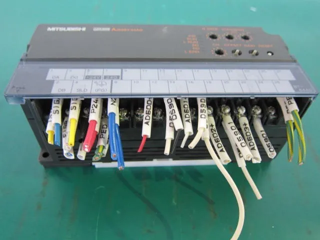 미쓰비시 전기 AJ65BT-64DAV 시퀀서 (PLC) (A / D 전압 변환 유닛) 상세 이미지 - ASKINDEX 코리아