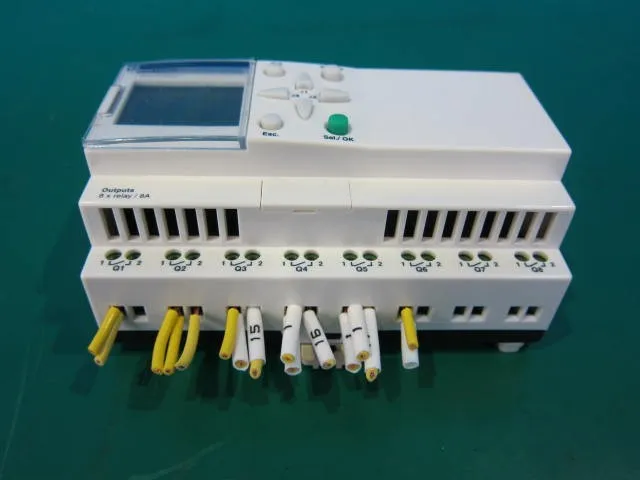 Schneider Electric SR1 A201FU Protection Module Detail Image - ASKINDEX Korea