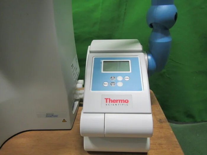 AS ONE GenPure UV-TOCXCAD Pure water production equipment Detail Image - ASKINDEX Korea