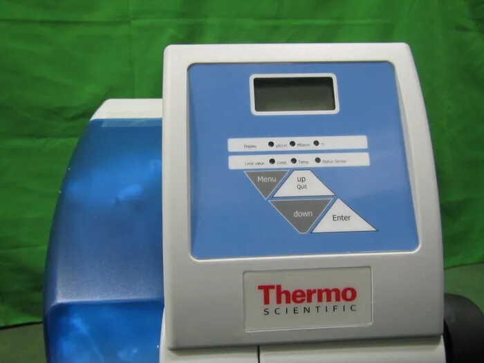 AS ONE Smart2Pure 6UV Pure water production equipment Detail Image - ASKINDEX Korea