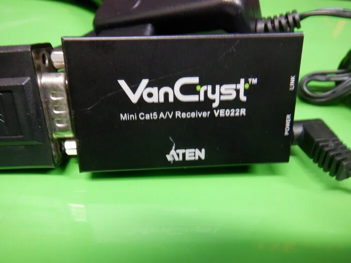 ATHENS VE022 VGA Twisted Pair Cable Extender Detail Image - ASKINDEX Korea