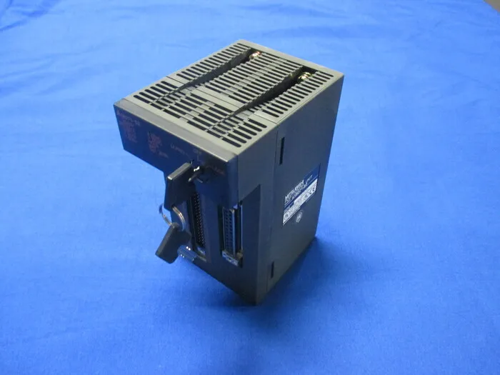 미쓰비시 전기 A1SD71-S2 시퀀서 (PLC) (위치 결정 유닛)