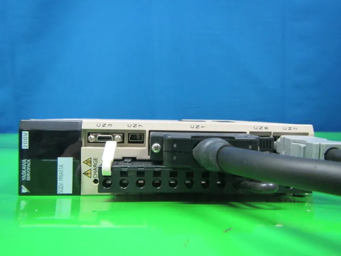 야스카와 전기 SGDV-1R6A01A 서보 드라이버 상세 이미지 - ASKINDEX 코리아