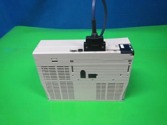 야스카와 전기 SGDV-8R4D01A 서보팩 상세 이미지 - ASKINDEX 코리아
