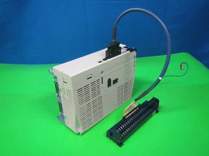 야스카와 전기 SGDV-8R4D01A 서보팩 상세 이미지 - ASKINDEX 코리아