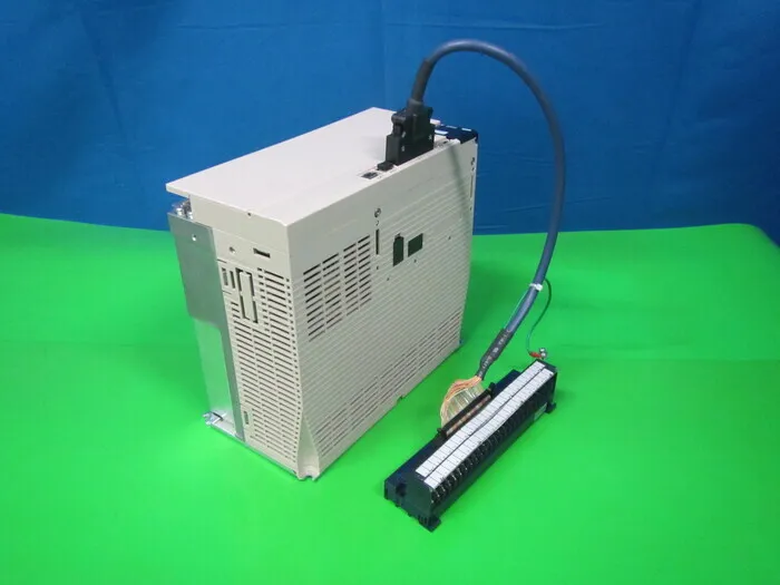 야스카와 전기 SGDV-170D01A 서보팩 상세 이미지 - ASKINDEX 코리아