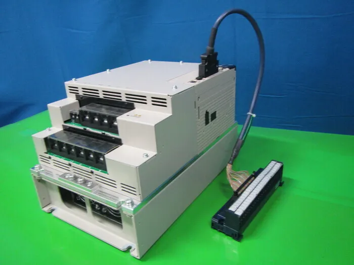 야스카와 전기 SGDV-260D01A 서보팩