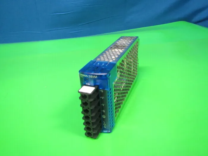 오므론 S8VM-10024CD DC 전원 공급 장치(24V)