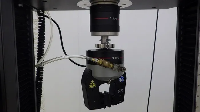 Instron 5967B Autograph Tensile Tester Detail Image - ASKINDEX Korea