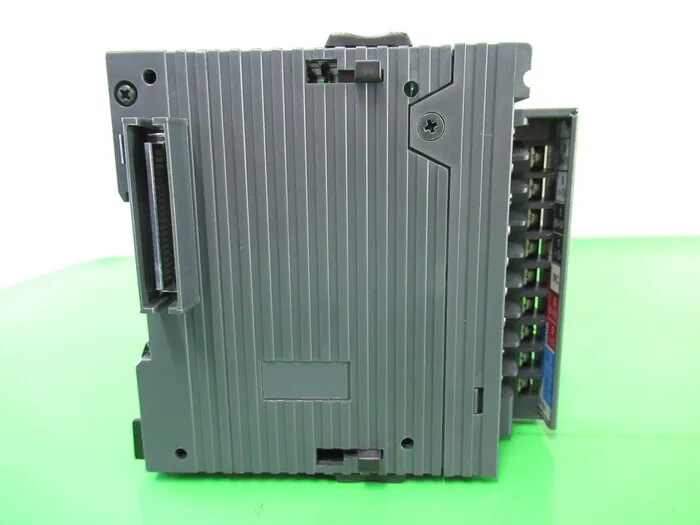Keyence KV-TP40 시퀀서 (PLC) (온도 / 아날로그 멀티 입력 유닛) 상세 이미지 - ASKINDEX 코리아