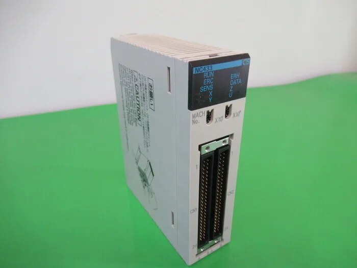 오므론 CS1W-NC433 시퀀서 (PLC) (위치 제어 유닛)